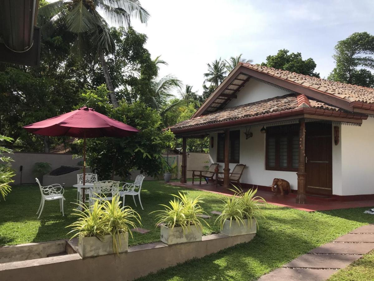 Villa Bubble Sea Unawatuna Bagian luar foto