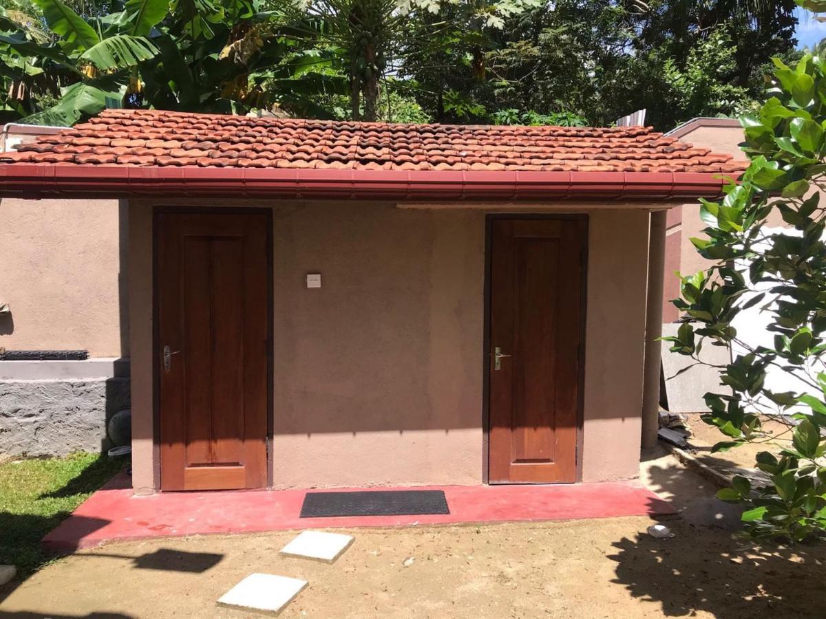 Villa Bubble Sea Unawatuna Bagian luar foto