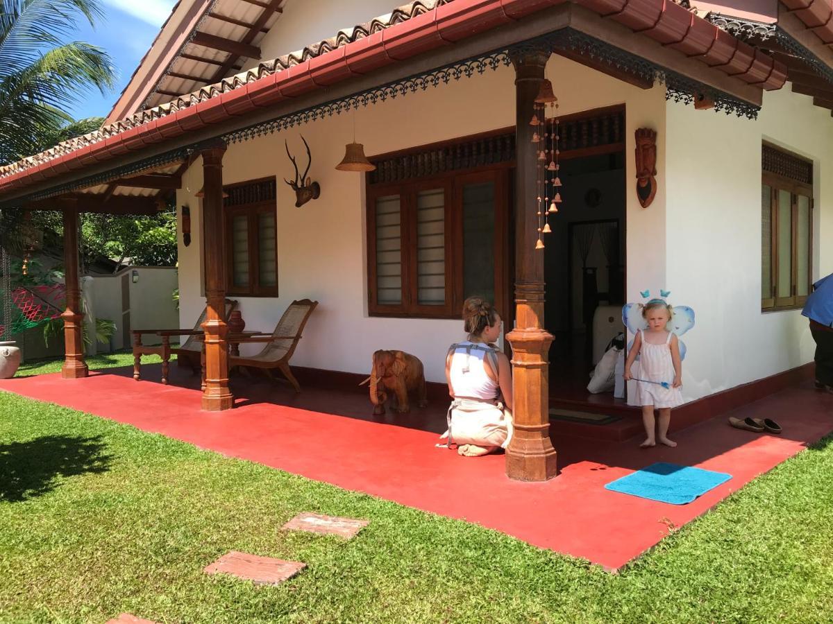Villa Bubble Sea Unawatuna Bagian luar foto