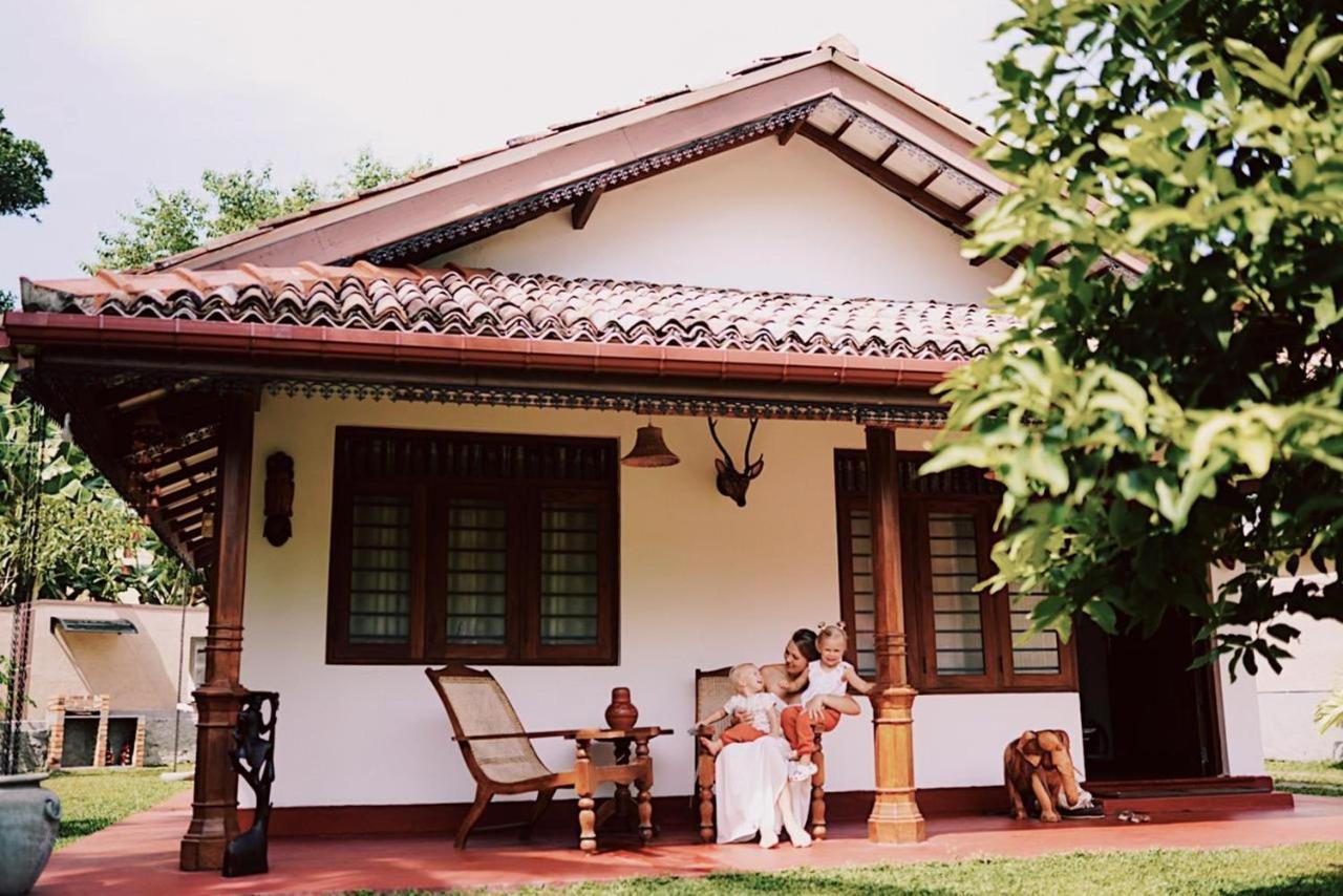 Villa Bubble Sea Unawatuna Bagian luar foto